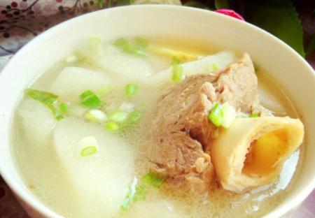 Uống canh xương thật sự có thể bổ sung canxi sao?